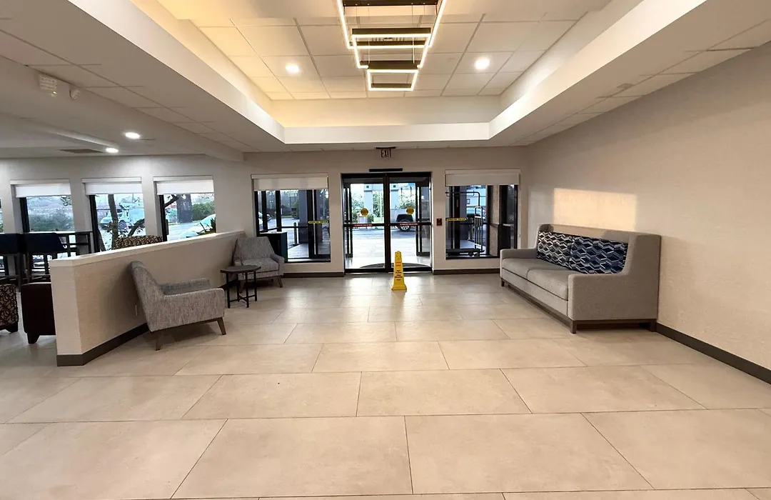 Quality Inn & Suites Baton Rouge West - Port Allen-1