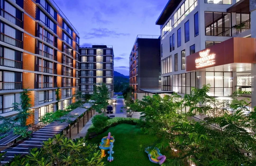 Balcony Courtyard Sriracha Hotel & Serviced Apartments-1