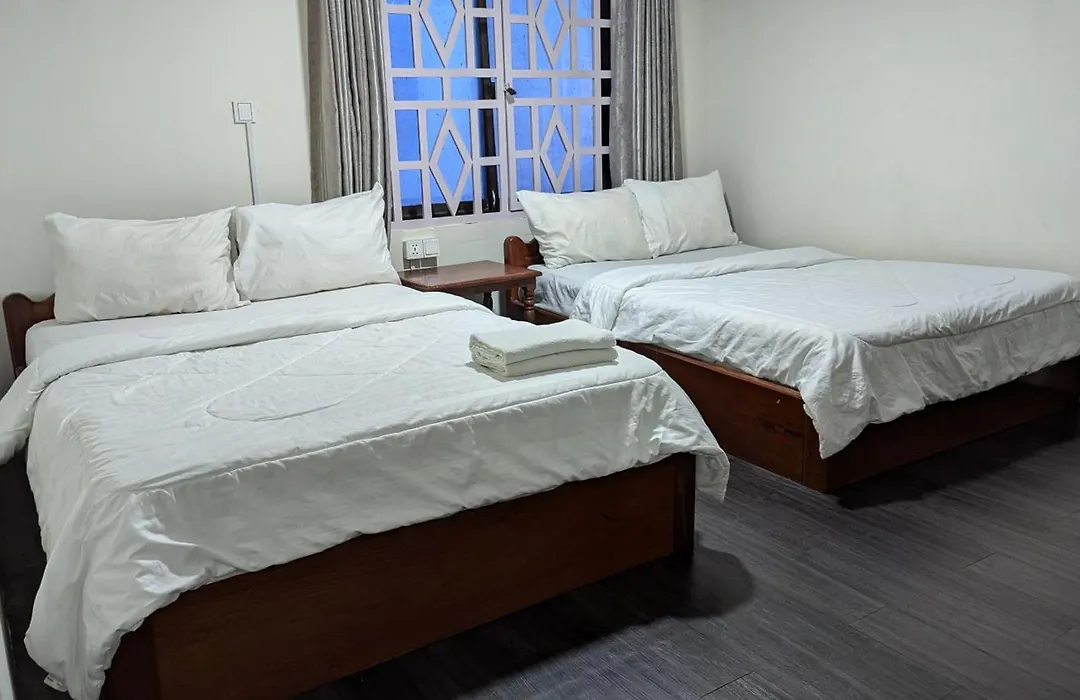 Empire House, Phnom Penh-1
