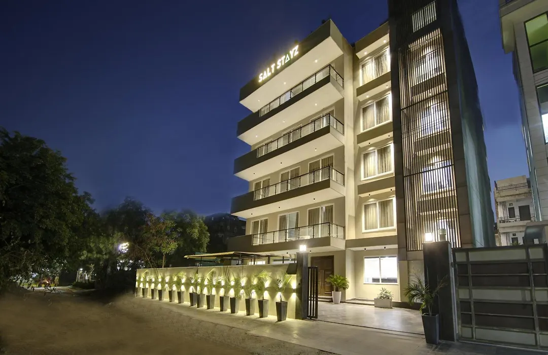 Saltstayz Sector 46 - Sohna Road And Near Paras Hospital-1