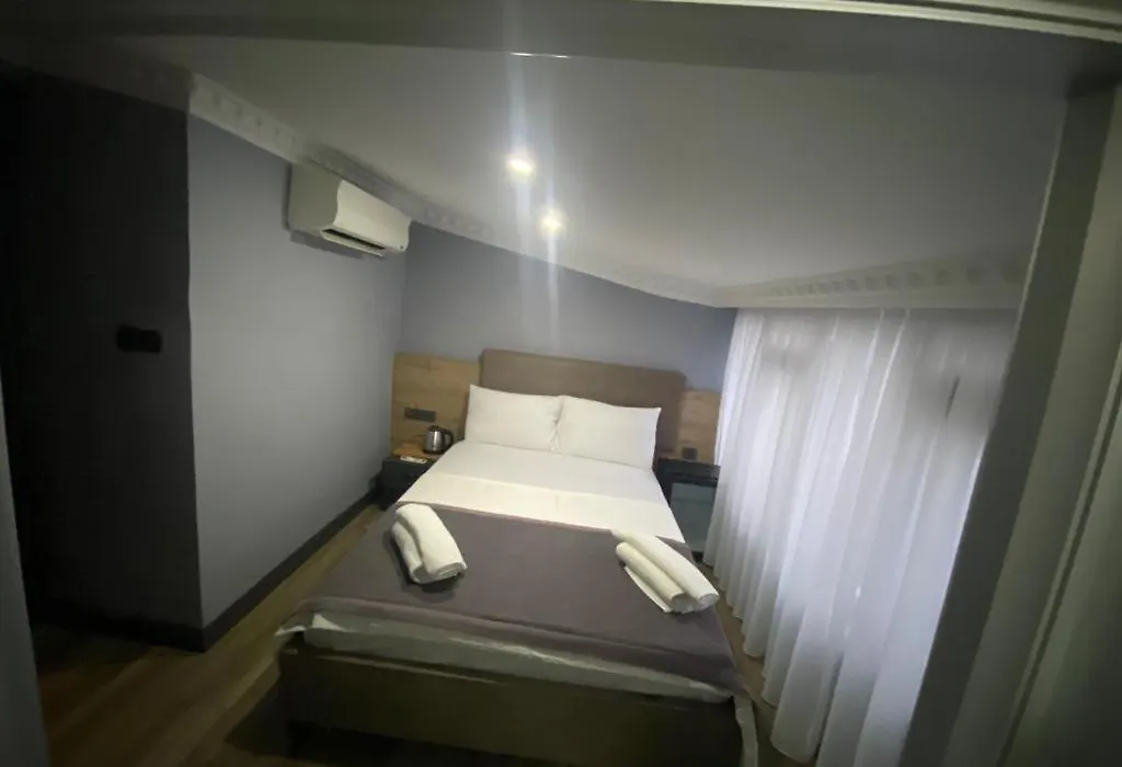 Sirkeci Esen Apart-1