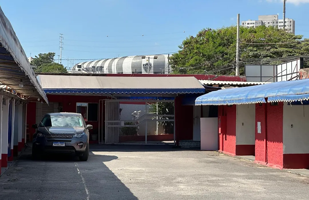 Motel Power-1