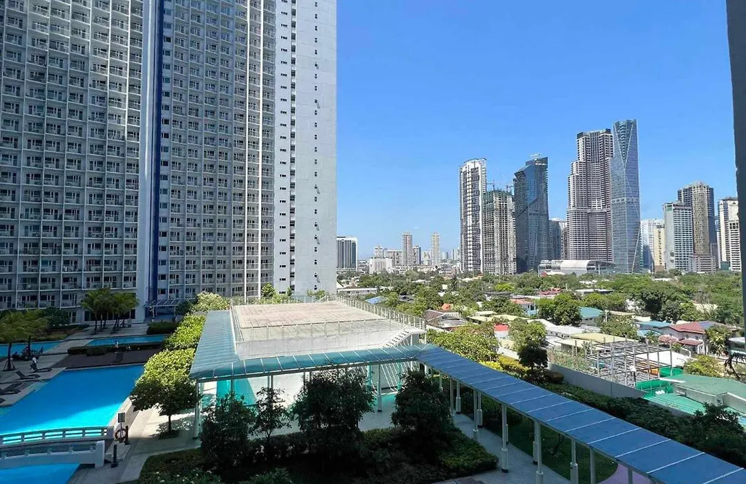 Sm Jazz Residences Makati Staycation By Kween Ysaria-1