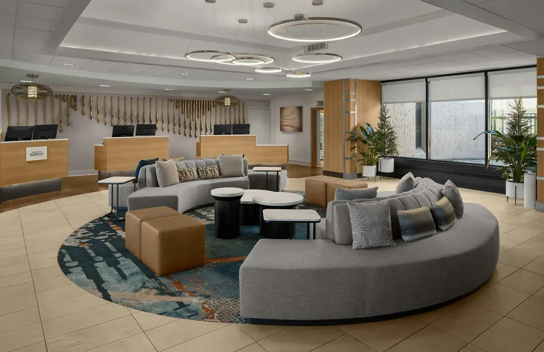Sheraton Milwaukee Brookfield-1