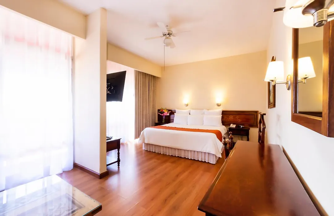 Plaza Uruapan Hotel-1