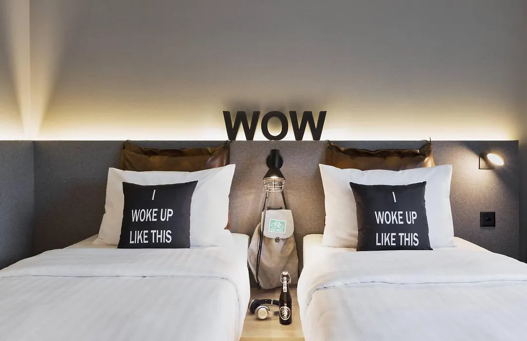 Moxy Lausanne City-1