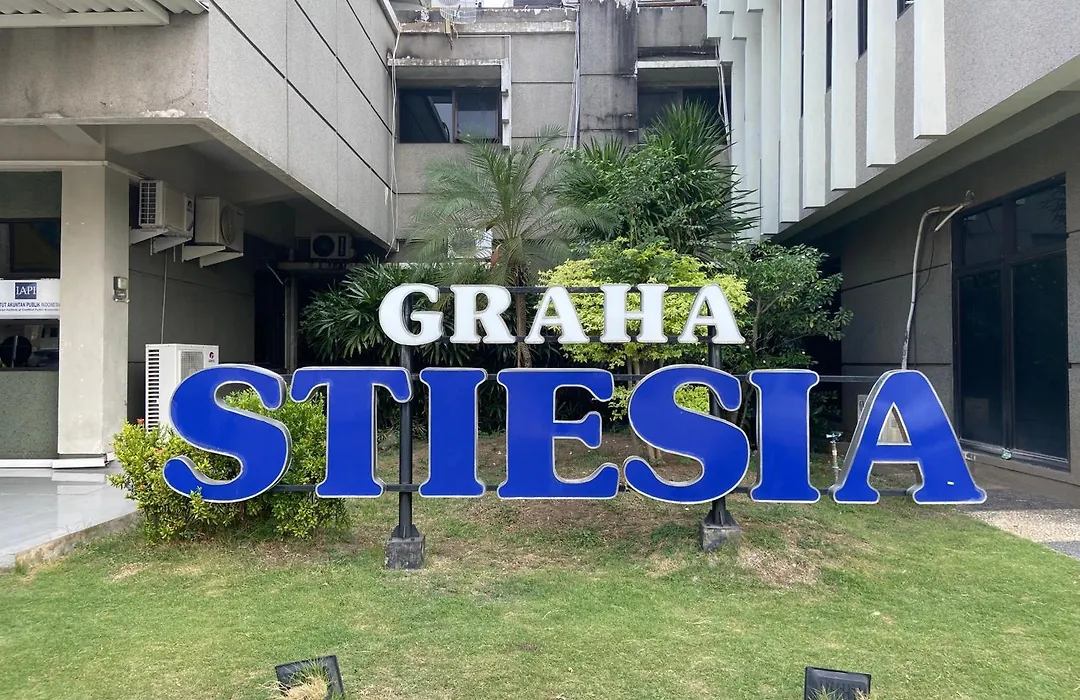 Graha Widya Bhakti at STIESIA Surabaya-1
