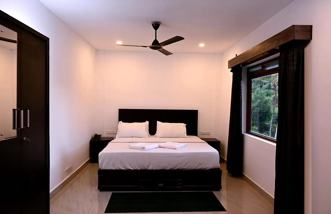 Rainwood Aurum Resort-1
