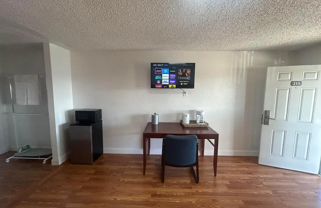 Quest Inn Weatherford-1