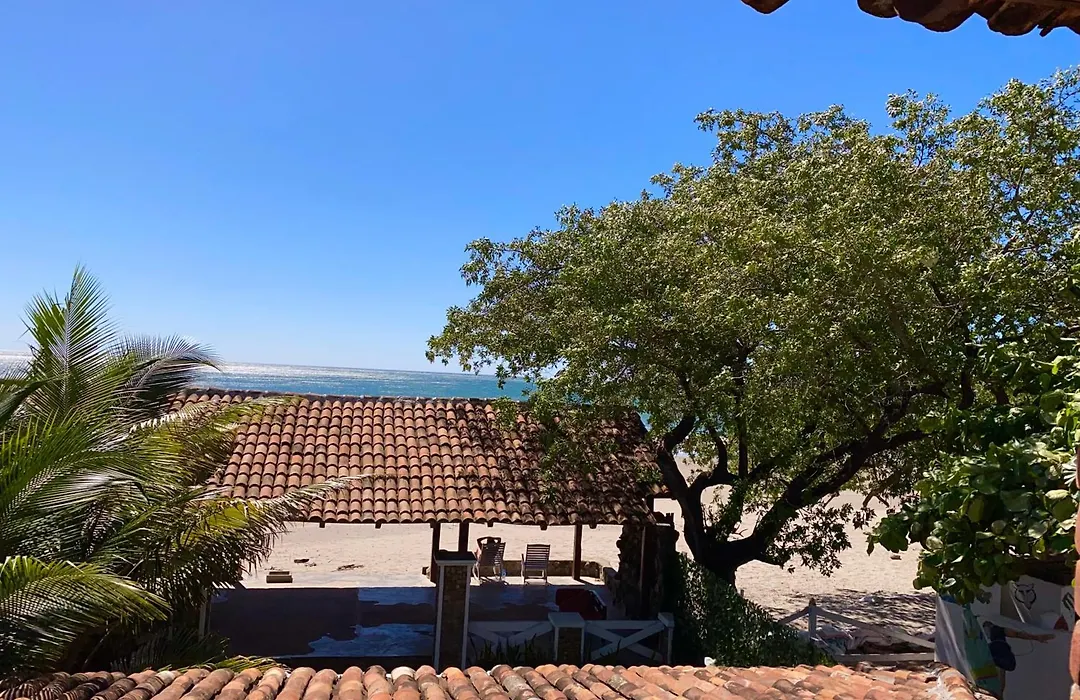 Big Surf House-1