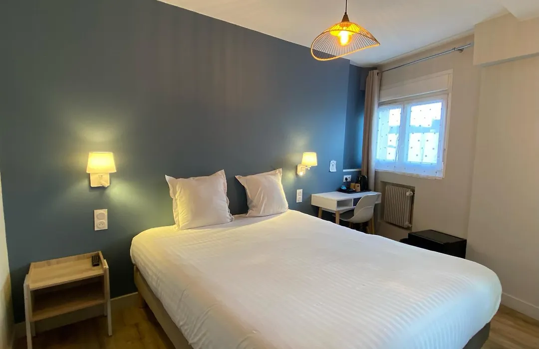 Hotel De Bretagne-1