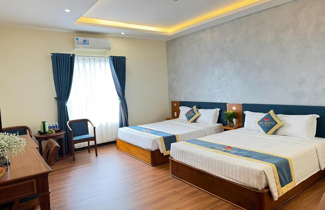 Thuy Van Hotel-1