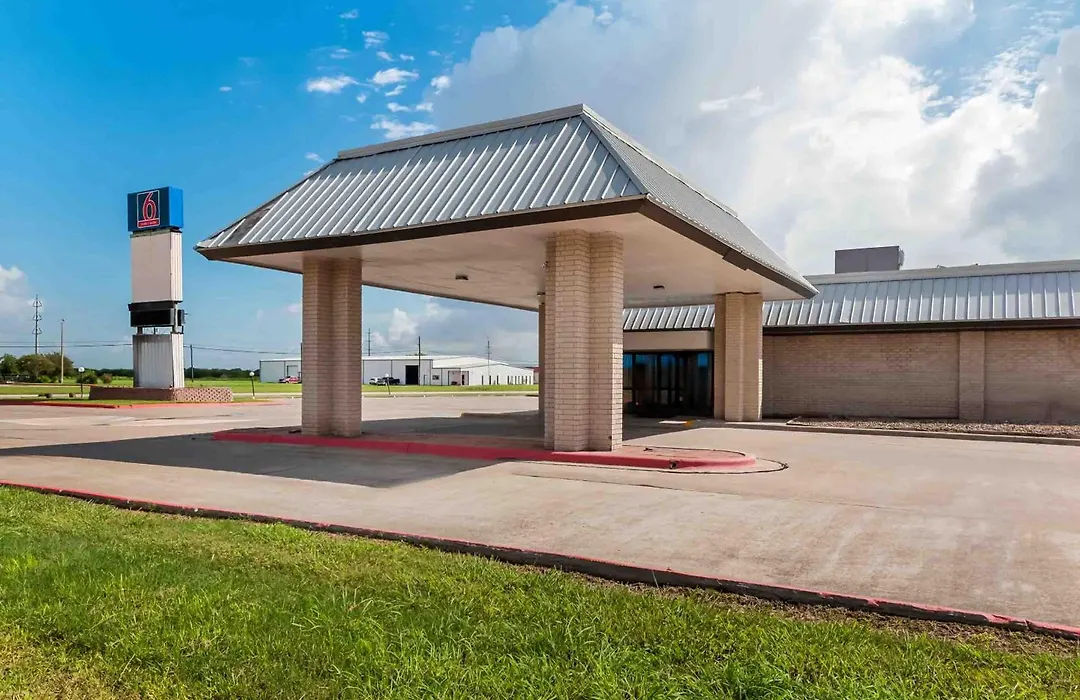 Studio 6 Port Lavaca, Tx-1