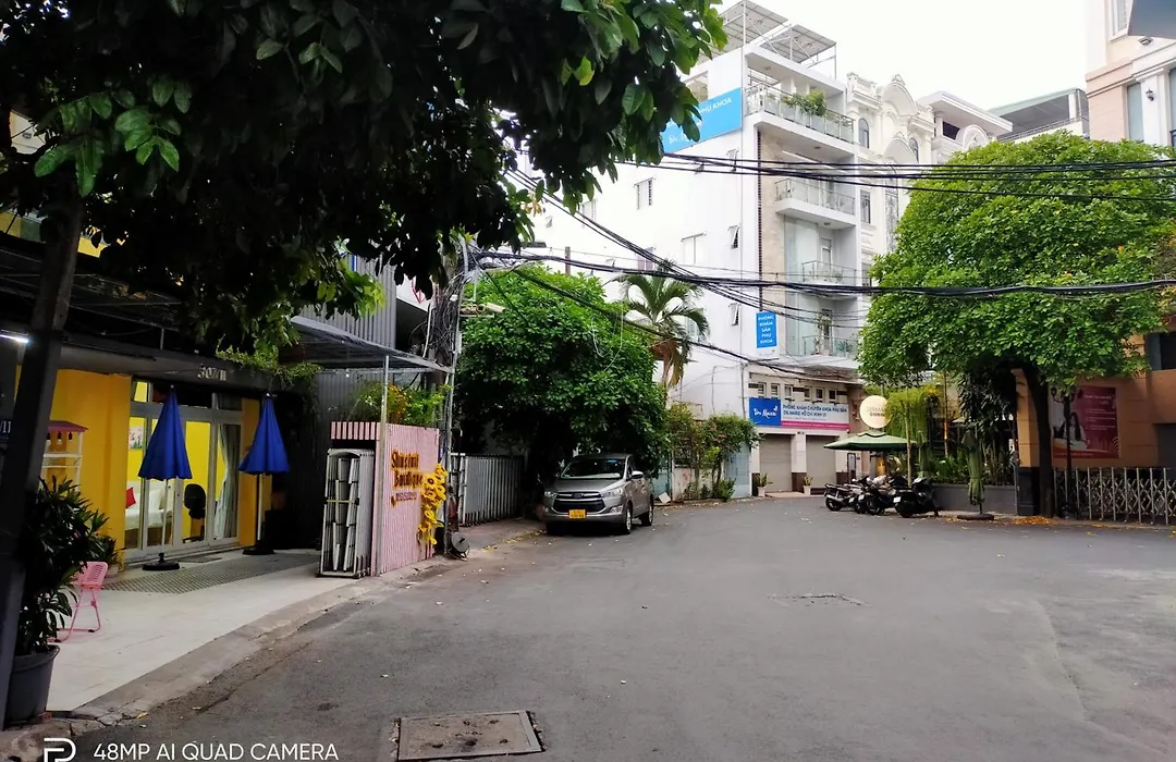 Shusimi House & Boutique Near Tan Son Nhat Airport-1