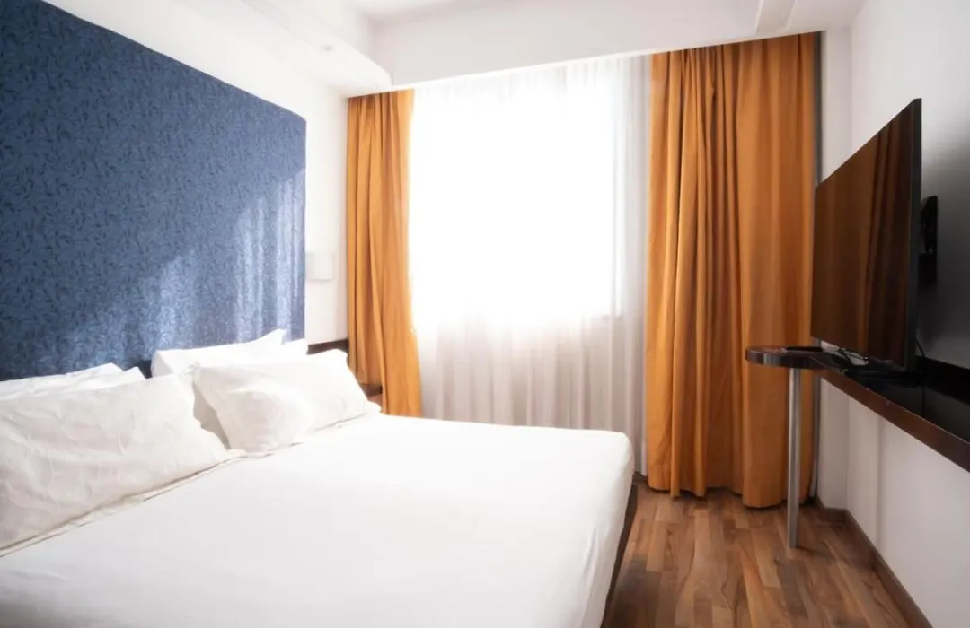 Hotel IMPERATORI-1