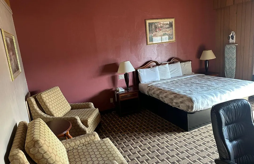 Americas Best Value Inn Franklin-1