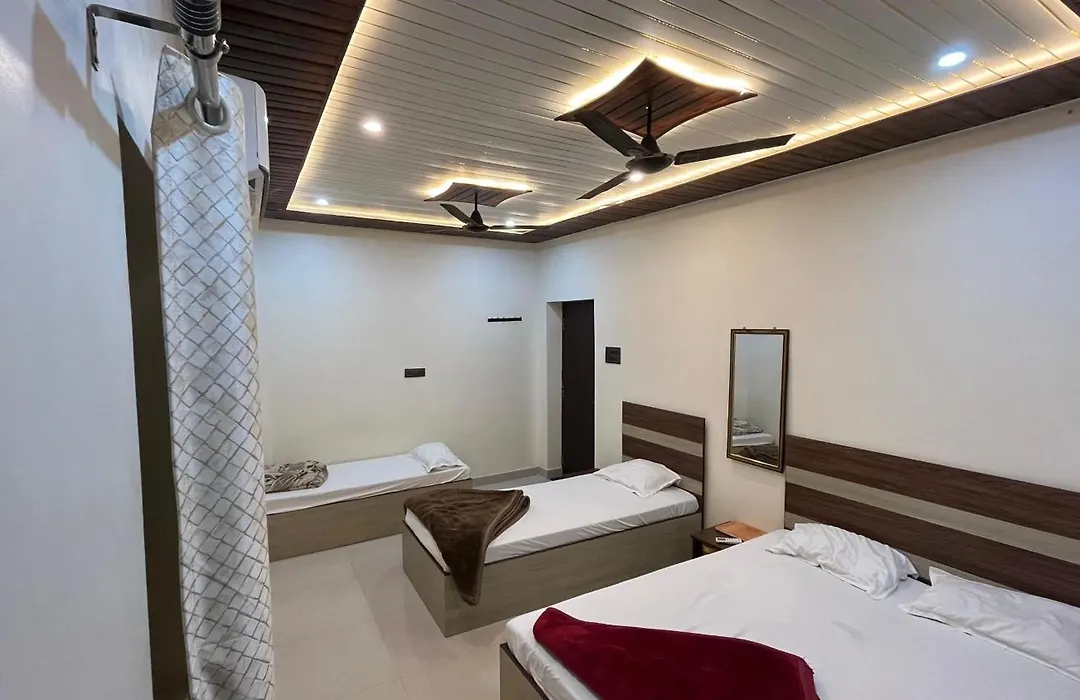 Gauri Kedareshwar Guest House-1