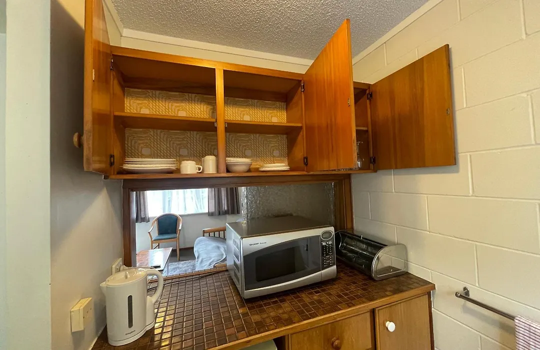 Browns Bay Olive Tree - Pet Friendly Family Apartment-1