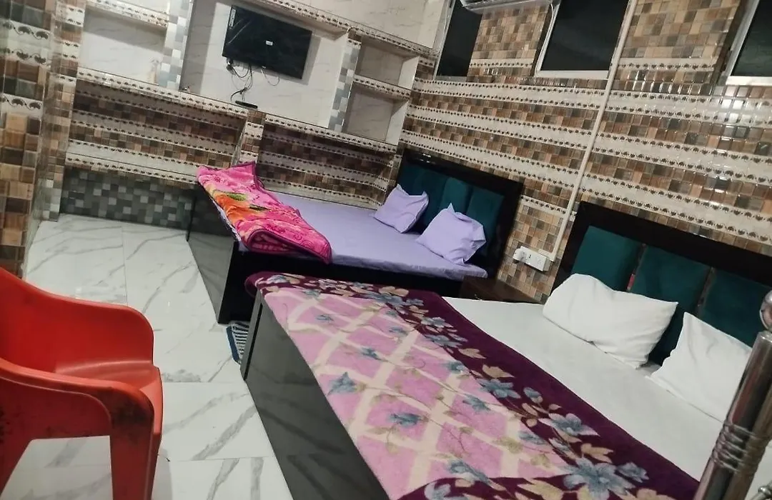 Hanumat Kripa Kunj Guesthouse-1