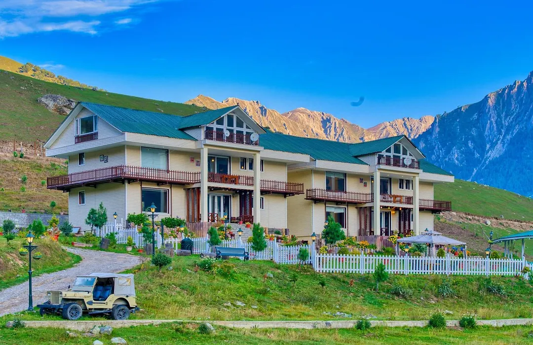 Golden Meadows Hotels & Resorts-1