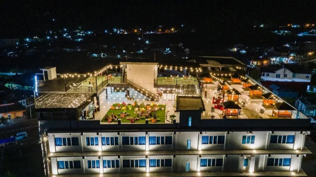 Grand Bayu Hill Hotel-1
