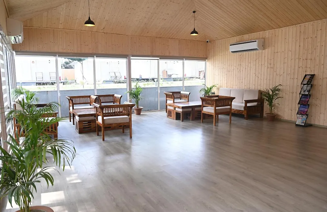 Shree Ram Resort Inn-1