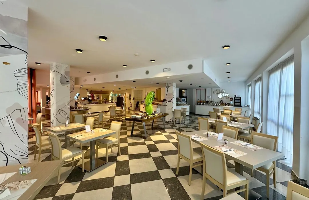 Augustus Hotel Riccione-1