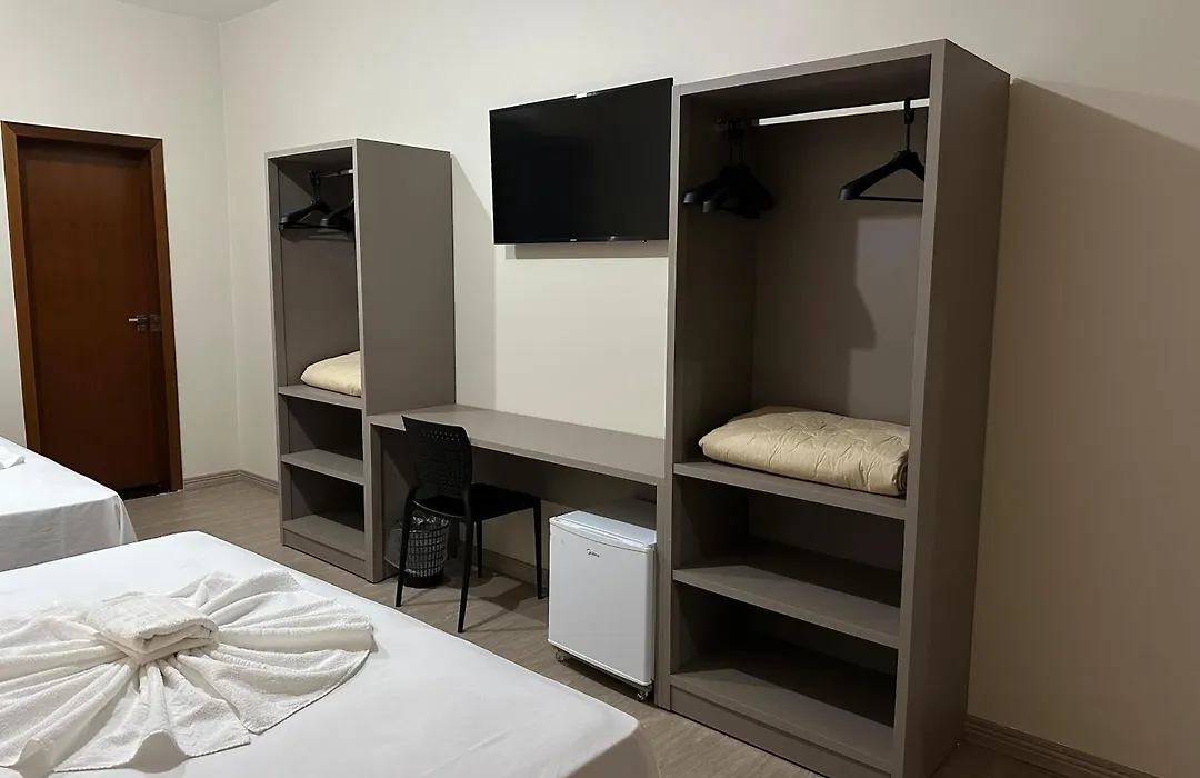 Amazon Green Hotel-1