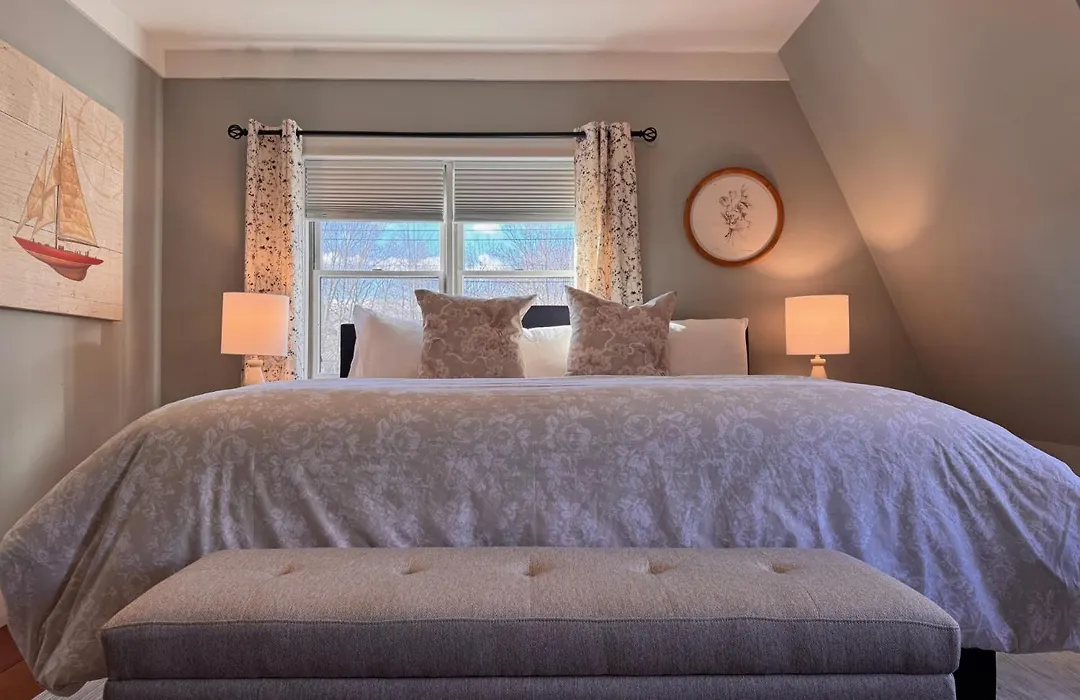 White Sails Inn-1