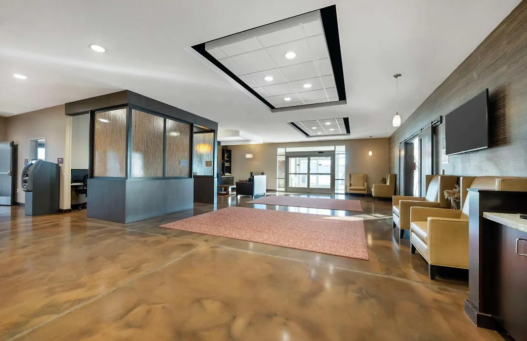 Best Western Plus Lakeview Hotel-1