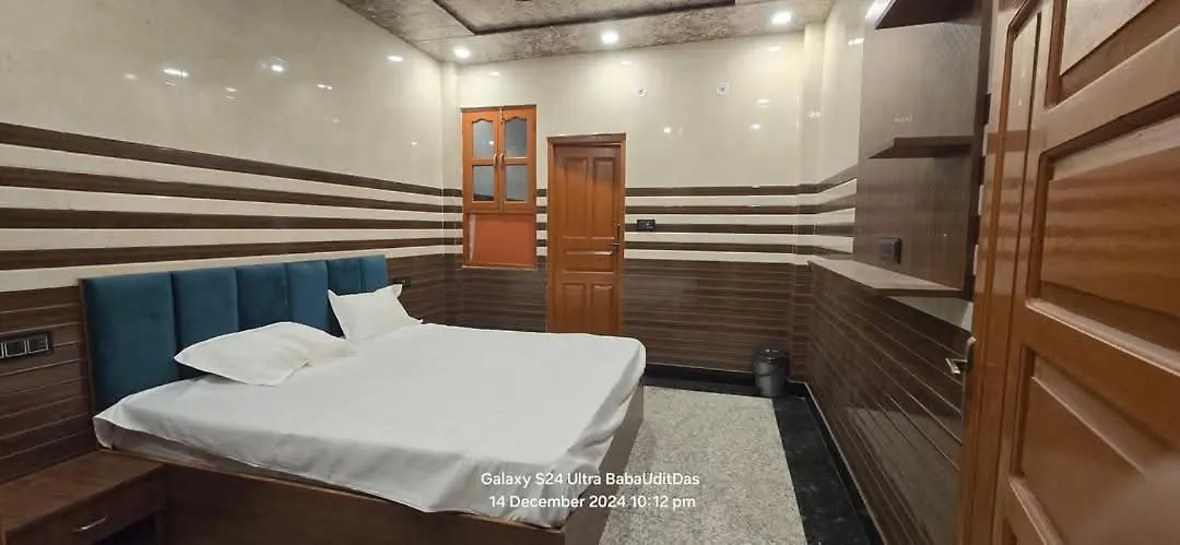 Vasudev Sadan Guest House-1