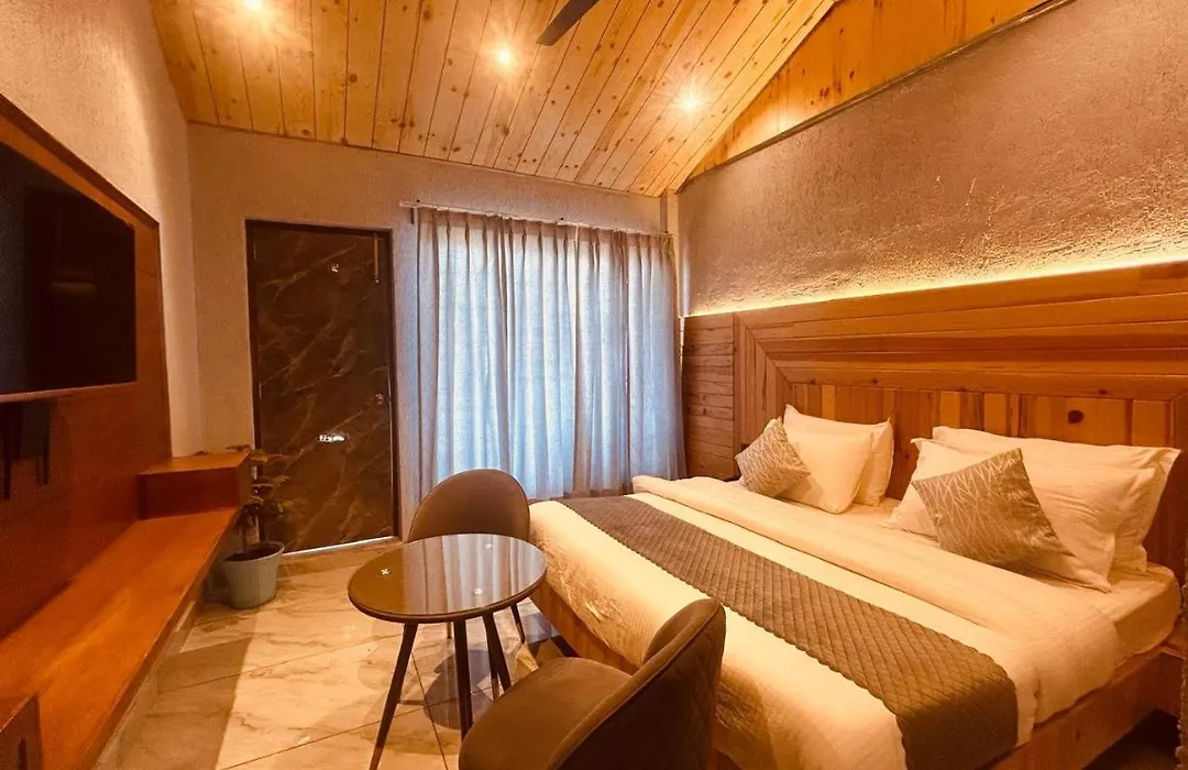 Living On The Edge A Luxury Stay-1
