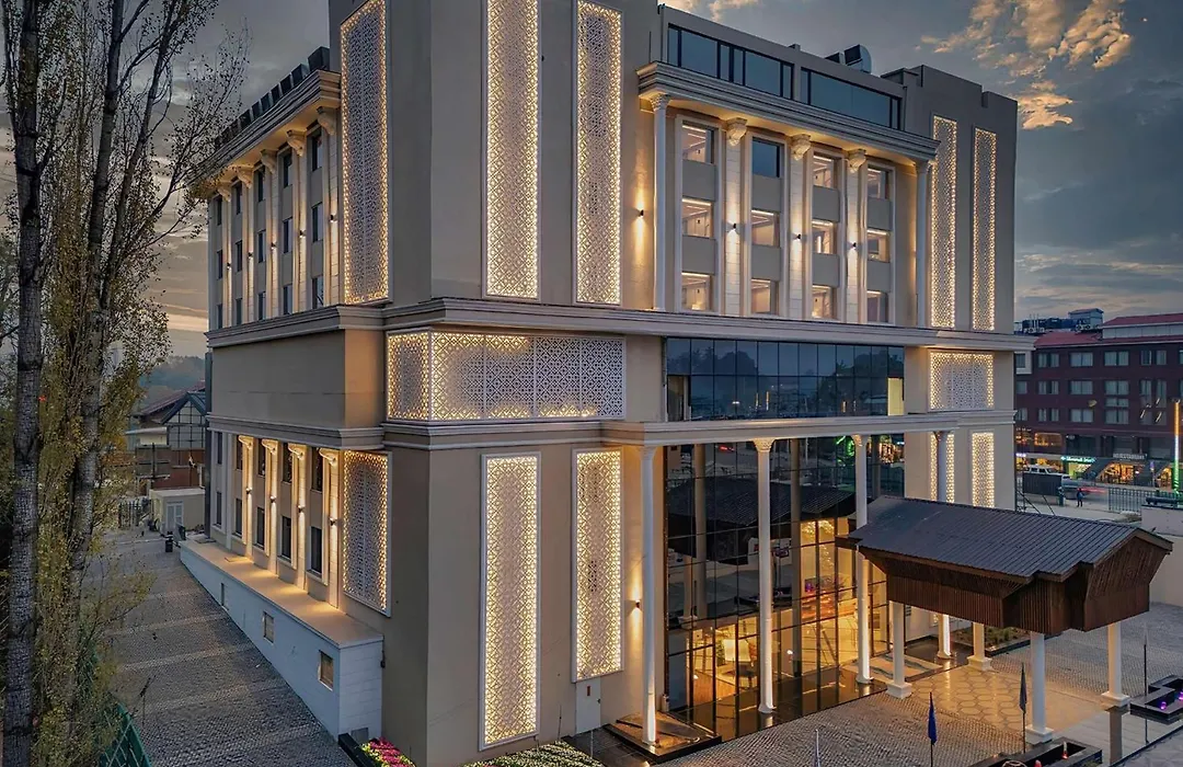 Ramada Encore By Wyndham Rajbagh Srinagar-1