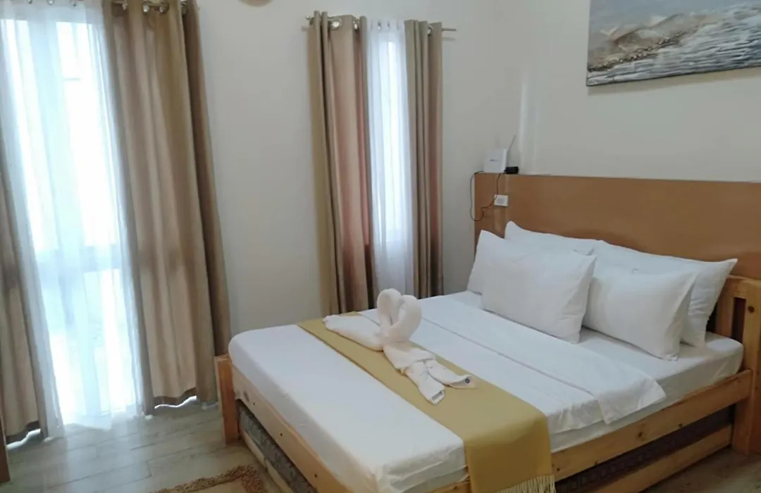 La Bella Residences Tagaytay-1
