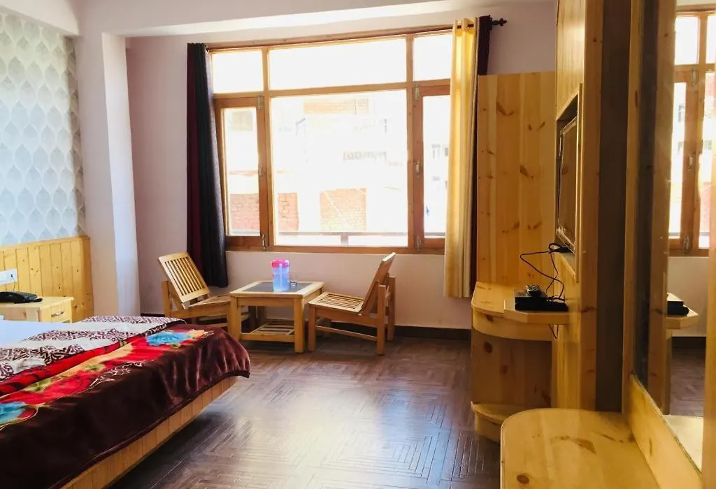 Hotel Corner Retreat 2Min Walking From Mall Road-1