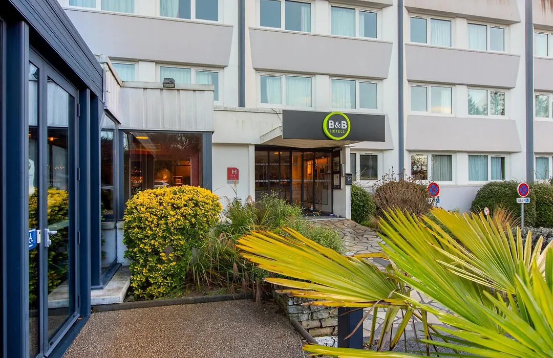 ibis Orléans Nord Saran-1