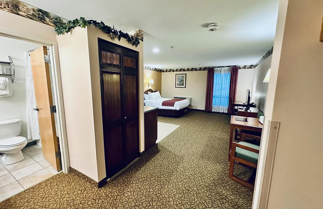 Ivey'S Motor Lodge-1
