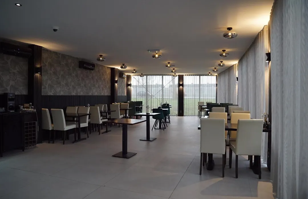 MA Hotel Amsterdam Schiphol Airport-1
