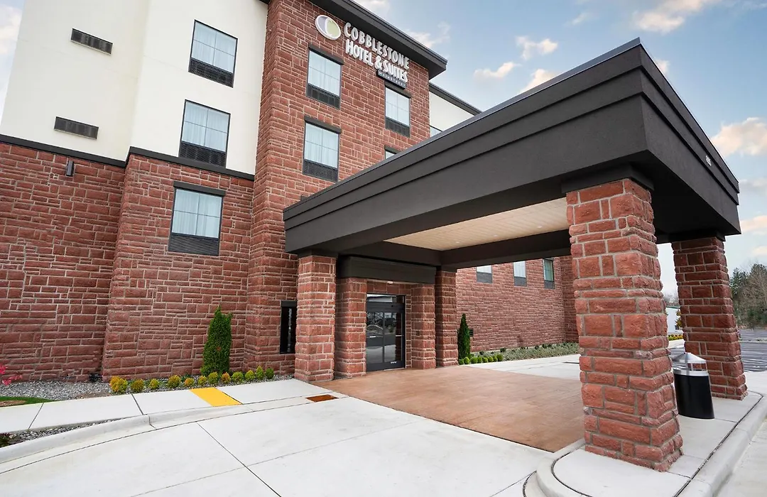 Cobblestone Hotel & Suites - Lynden-1