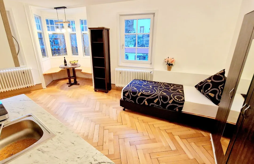 Zur Schönen Lau- Monteurzimmer-1