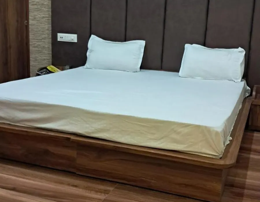 Hotel Royal Villa-1