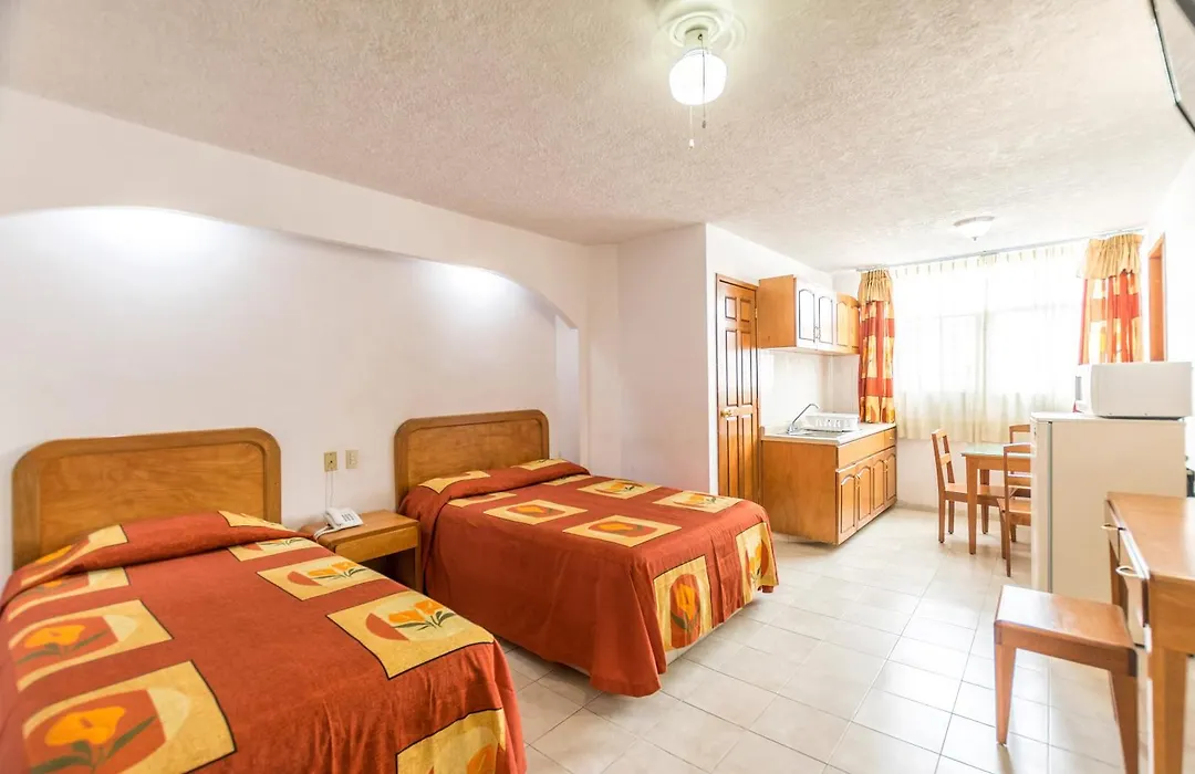 Suites Poliforum Inn-1