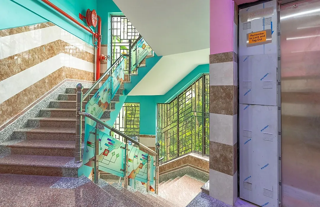 Hotel Utopia-1