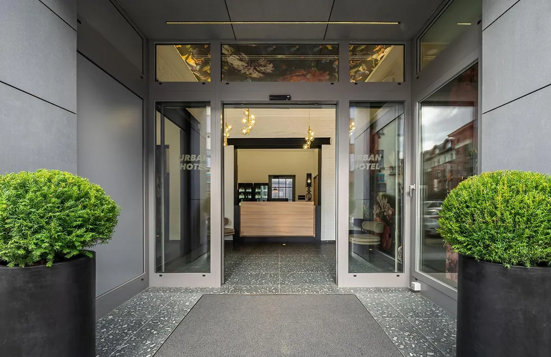 Urban Hotel-1