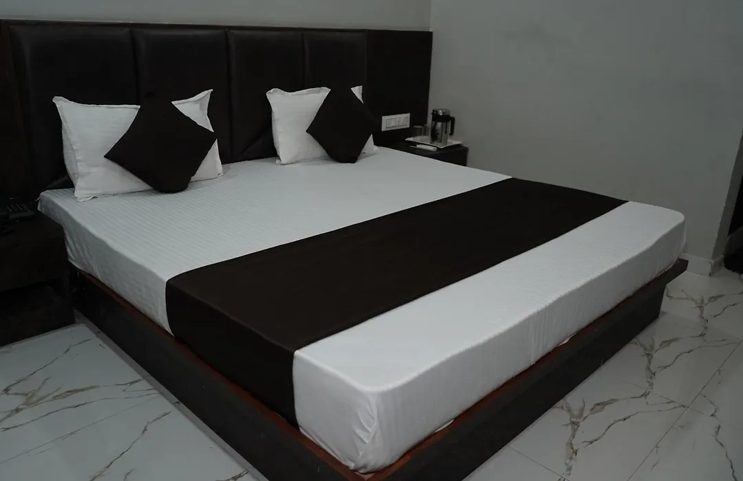 Hotel Pr Villa-1