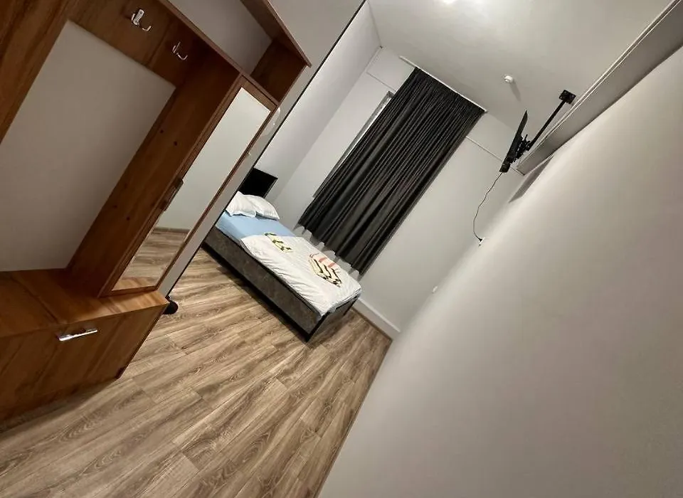 Algo Hotel-1