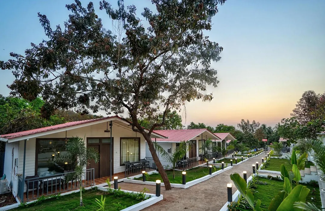 Amore Serenity Resort-1