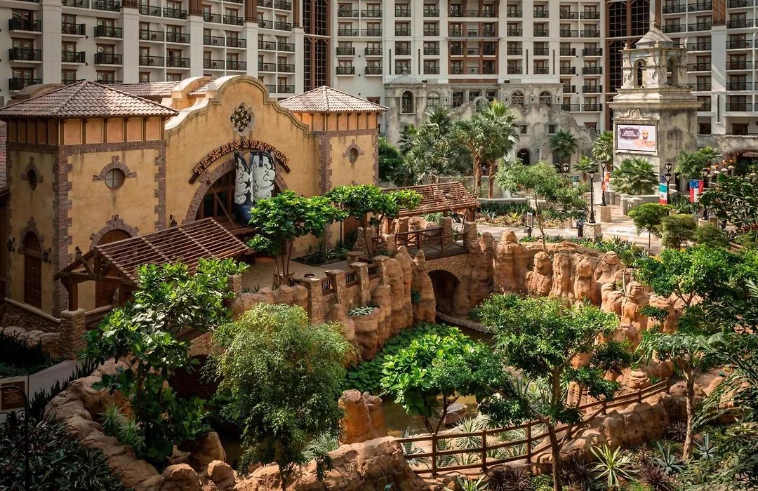 Gaylord Texan Resort And Convention Center-1