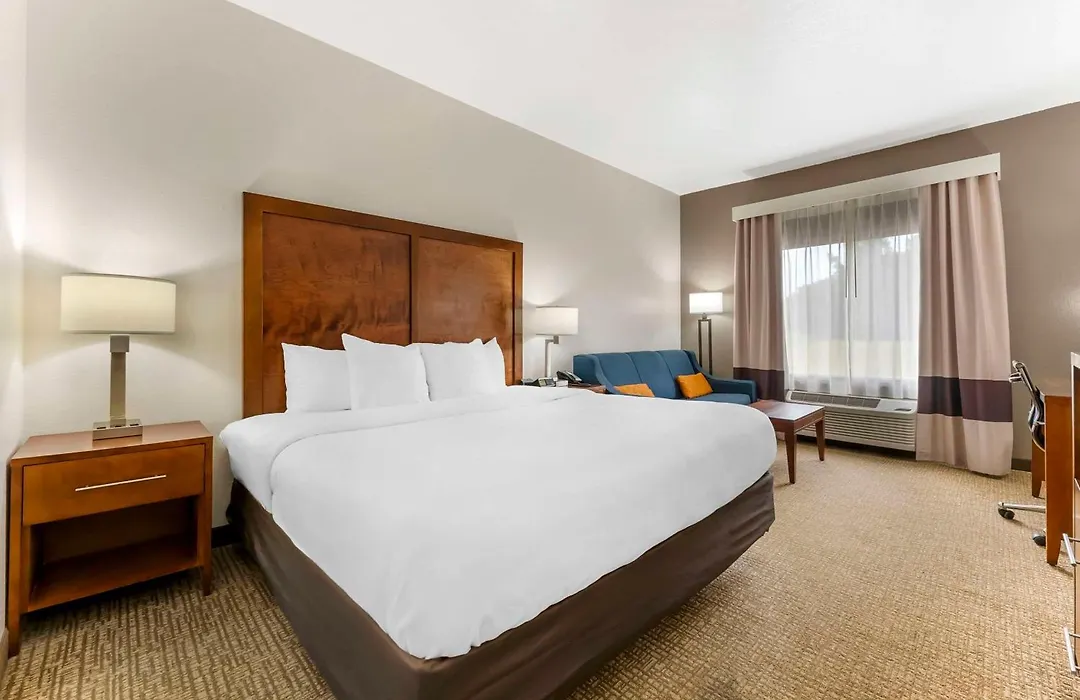 Comfort Inn Brownsville I-40-1