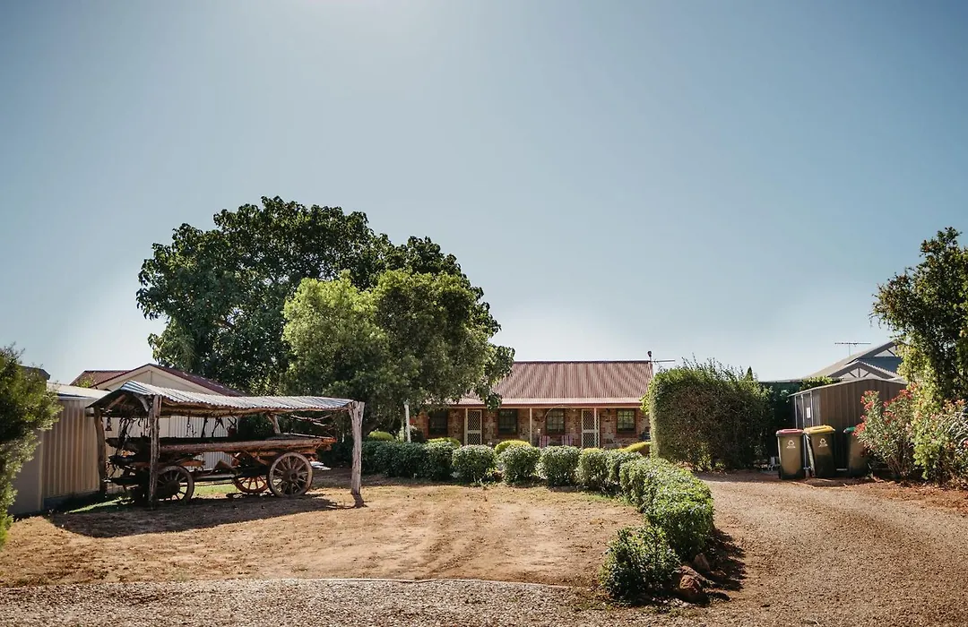 Langmeil Cottages-1
